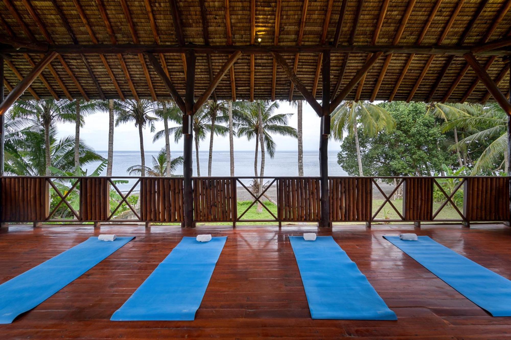 Villa Melaya Estate By Lifestyleretreats à Penginuman Extérieur photo