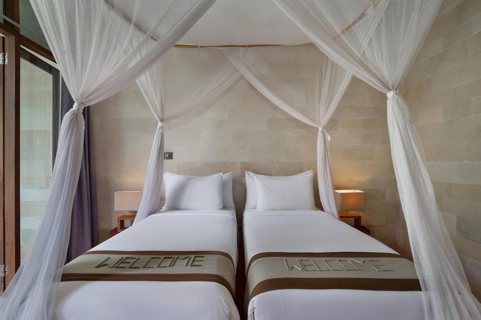 Villa Melaya Estate By Lifestyleretreats à Penginuman Extérieur photo