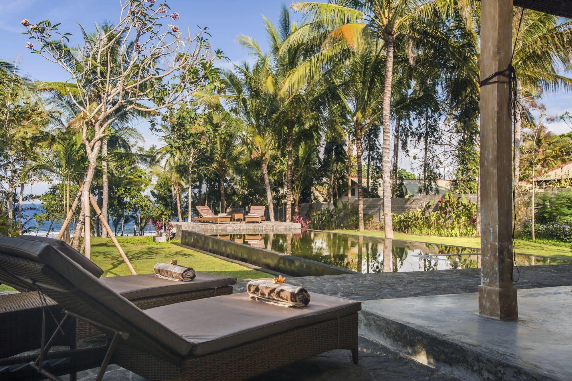 Villa Melaya Estate By Lifestyleretreats à Penginuman Extérieur photo
